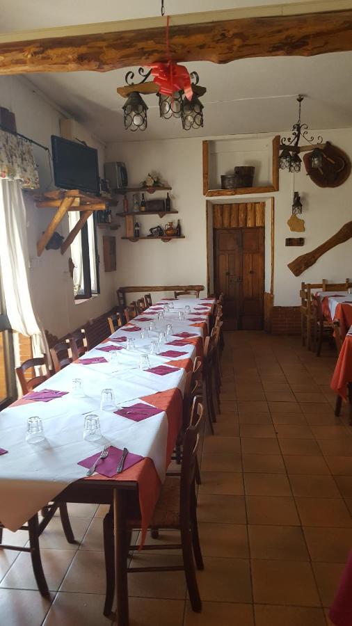 Al Fontanone Hotel Cecchina Buitenkant foto